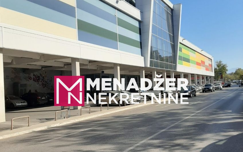 POSLOVNI PROSTOR 103m2-BLOK V (Tržni centar Bazar)