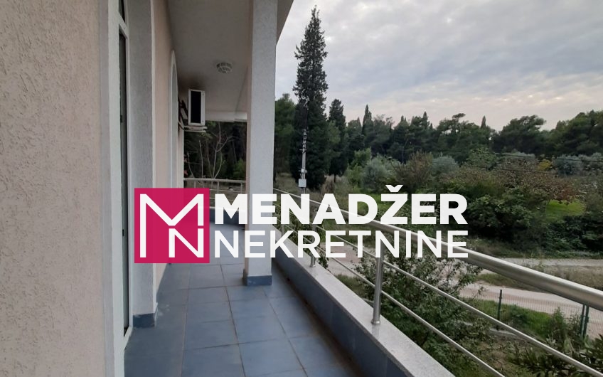 KUĆA 450m2-GORICA