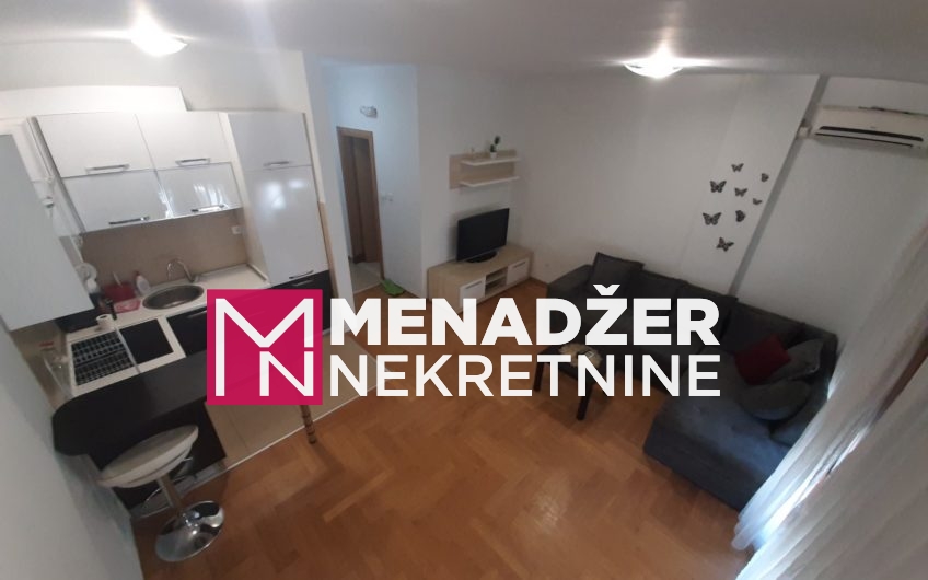 GARSONJERA NAMJEŠTENA 33m2-PREKO MORAČE