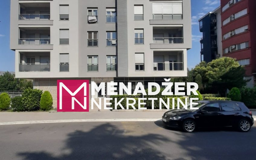 GARSONJERA NAMJEŠTENA 33m2-PREKO MORAČE