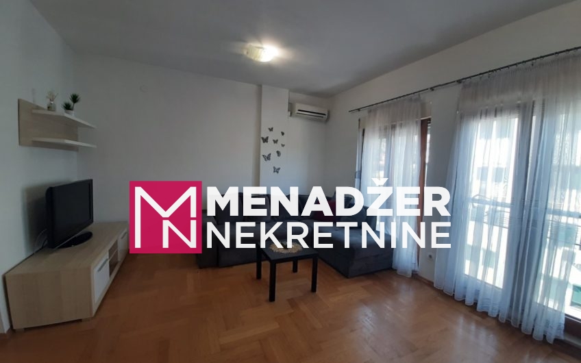 GARSONJERA NAMJEŠTENA 33m2-PREKO MORAČE