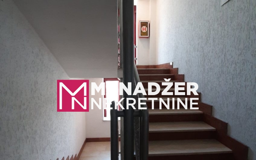 DVOSOBAN NAMJEŠTEN STAN 85m2-PREKO MORAČE