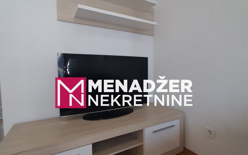 GARSONJERA NAMJEŠTENA 33m2-PREKO MORAČE