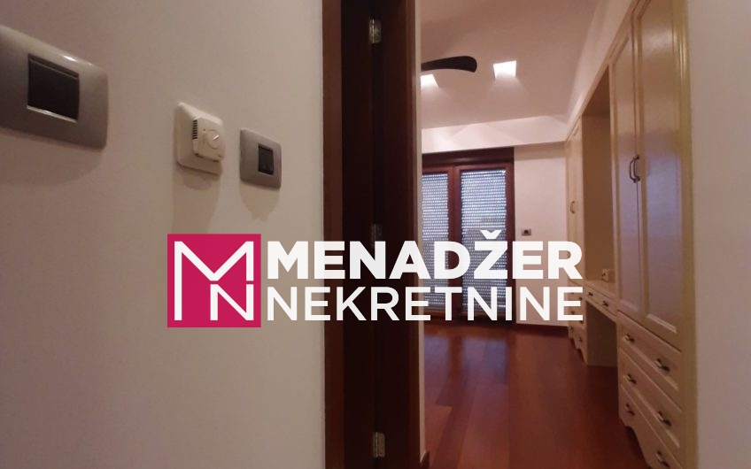 TROSOBAN LUX STAN 138m2-PREKO MORAČE