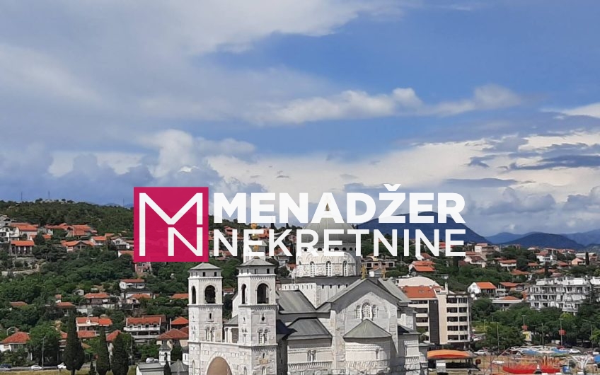TROSOBAN LUX STAN 138m2-PREKO MORAČE