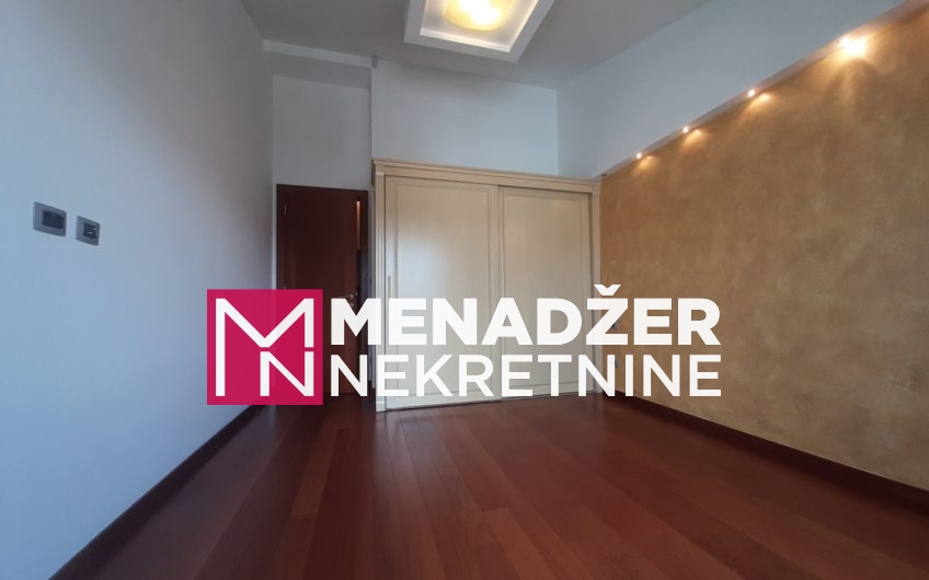 TROSOBAN LUX STAN 138m2-PREKO MORAČE