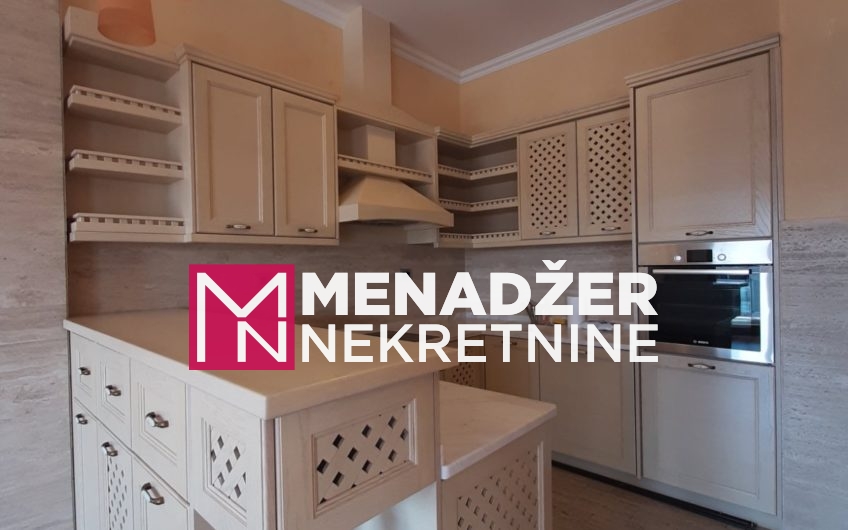 TROSOBAN LUX STAN 138m2-PREKO MORAČE