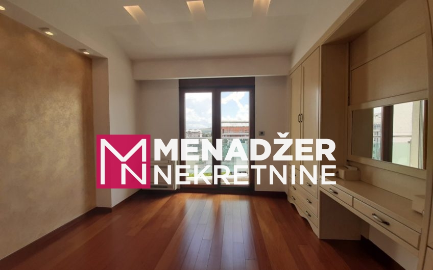 TROSOBAN LUX STAN 138m2-PREKO MORAČE