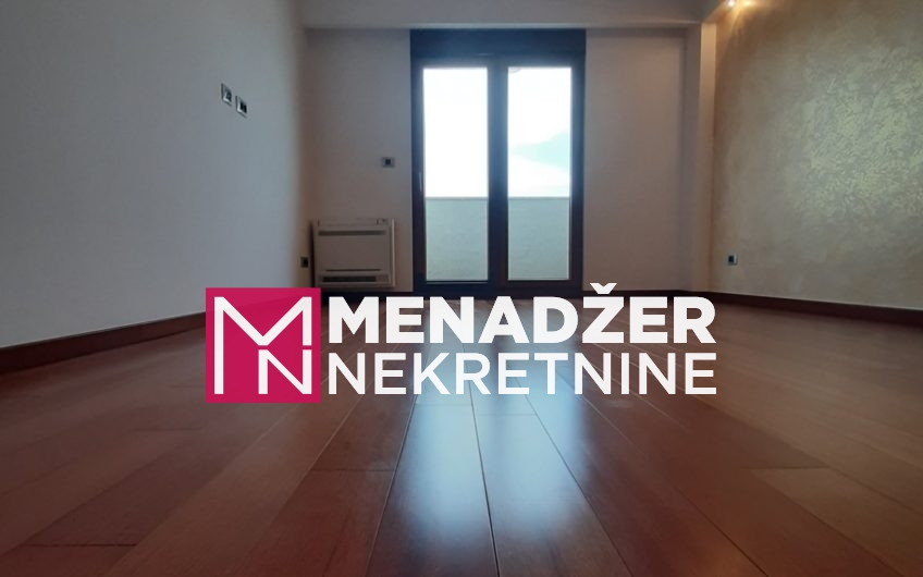 TROSOBAN LUX STAN 138m2-PREKO MORAČE