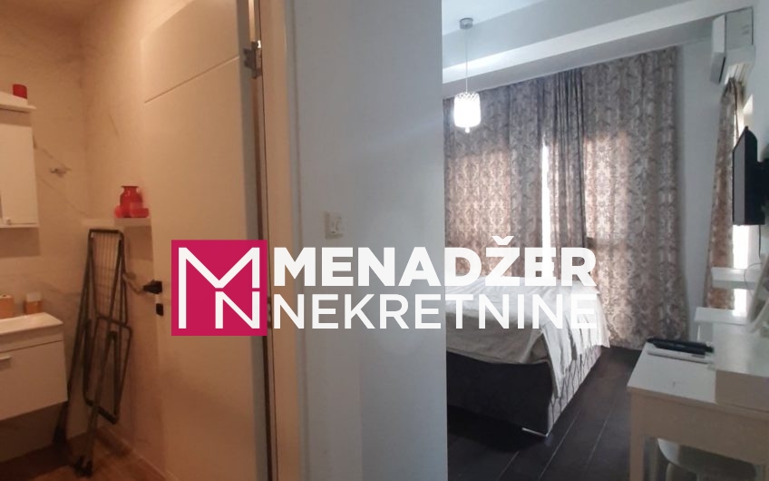 TROSOBAN LUX NAMJEŠTEN STAN 105m2-PREKO MORAČE