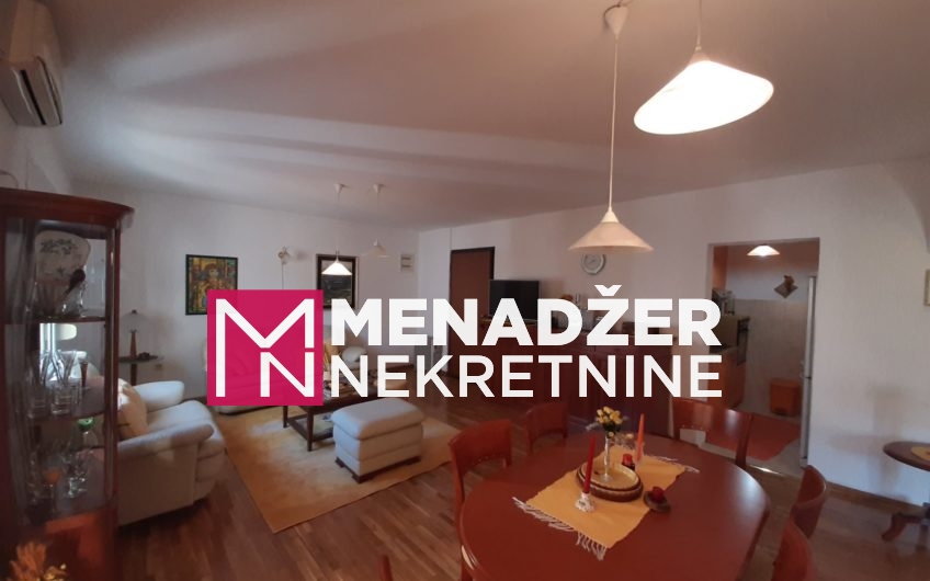 JEDNOSOBAN NAMJEŠTEN STAN 52m2-MOMIŠIĆI