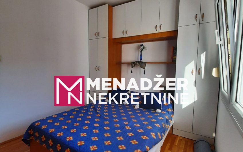 JEDNOSOBAN NAMJEŠTEN STAN 52m2-MOMIŠIĆI