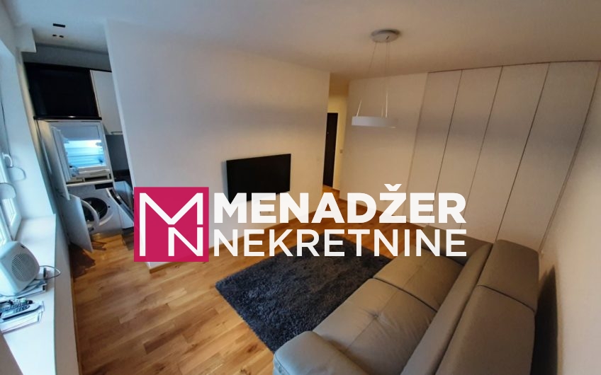 GARSONJERA LUX NAMJEŠTENA 28m2- CENTAR