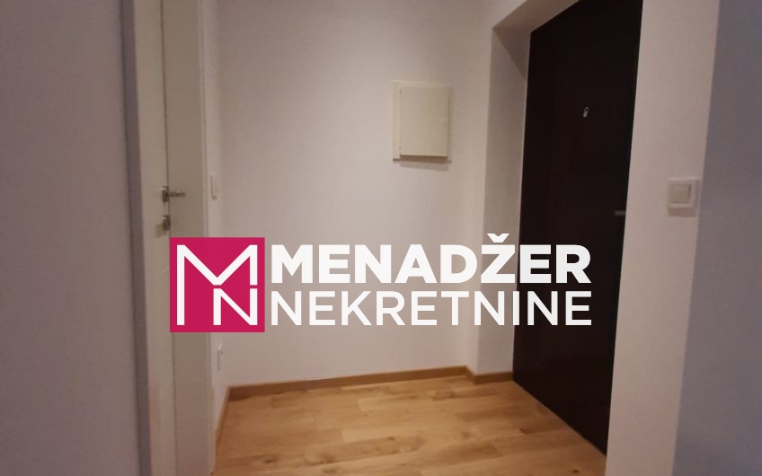 GARSONJERA LUX NAMJEŠTENA 28m2- CENTAR