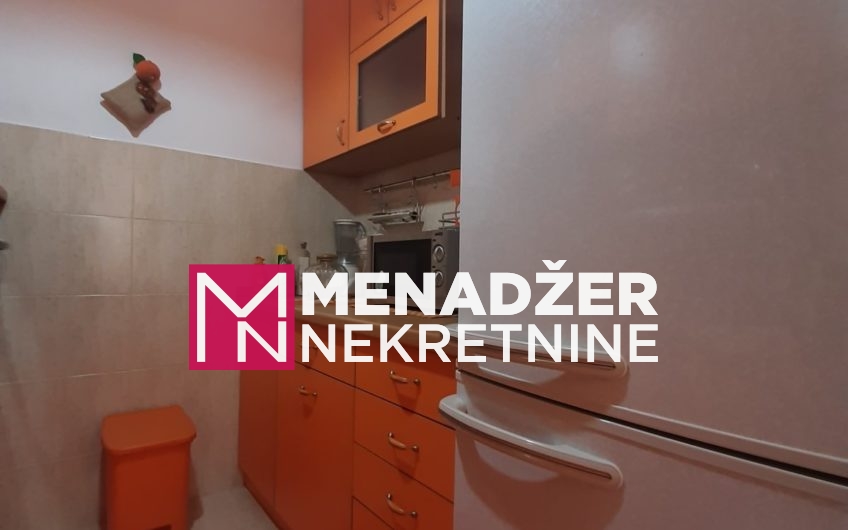 JEDNOSOBAN NAMJEŠTEN STAN 52m2-MOMIŠIĆI