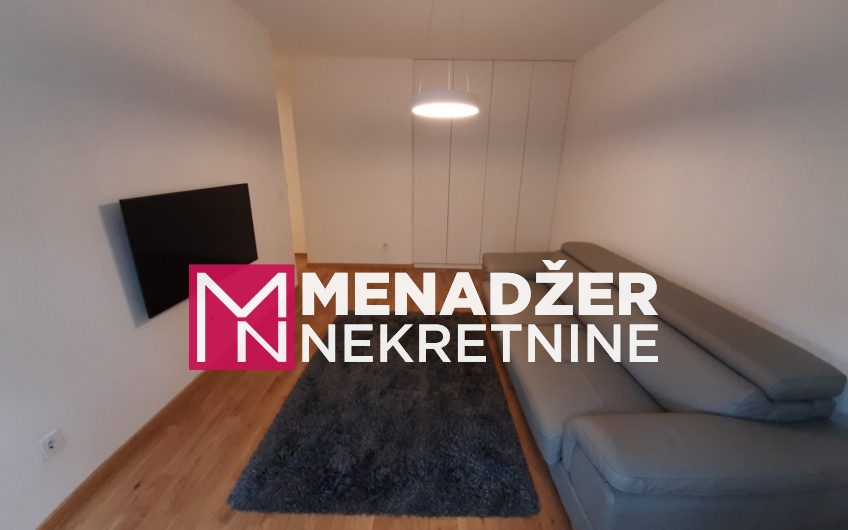 GARSONJERA LUX NAMJEŠTENA 28m2- CENTAR