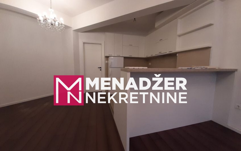TROSOBAN PRAZAN STAN 80m2-PREKO MORAČE (zgrada Vezir)