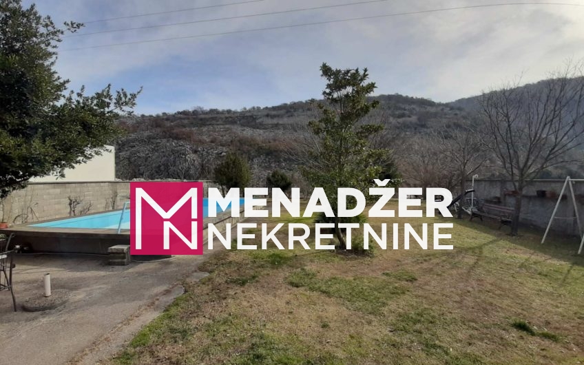 STAMBENO POSLOVNI PROSTOR 200m2-BIOČE