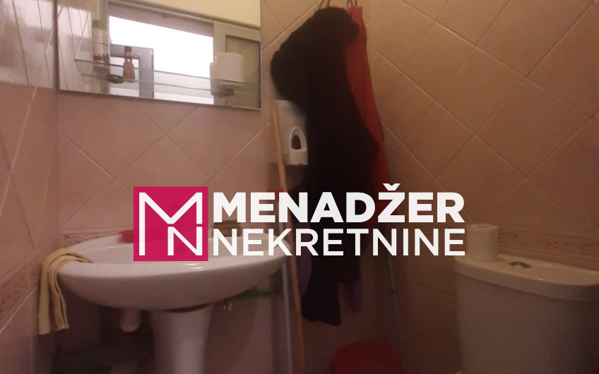 POSLOVNI PROSTOR 70m2-CENTAR