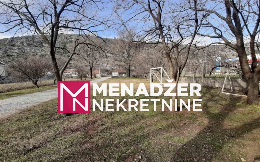 STAMBENO POSLOVNI PROSTOR 200m2-BIOČE