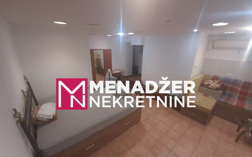 POSLOVNI PROSTOR 70m2-CENTAR