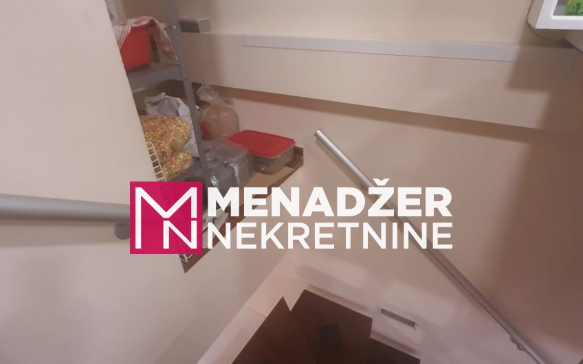 POSLOVNI PROSTOR 70m2-CENTAR