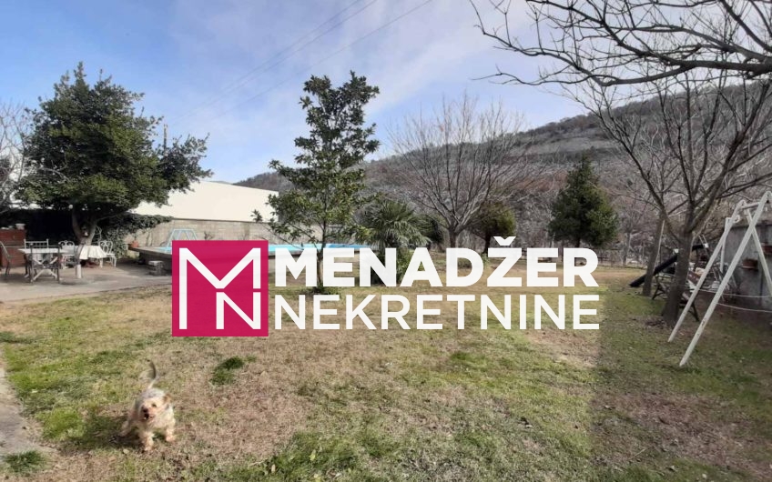STAMBENO POSLOVNI PROSTOR 200m2-BIOČE