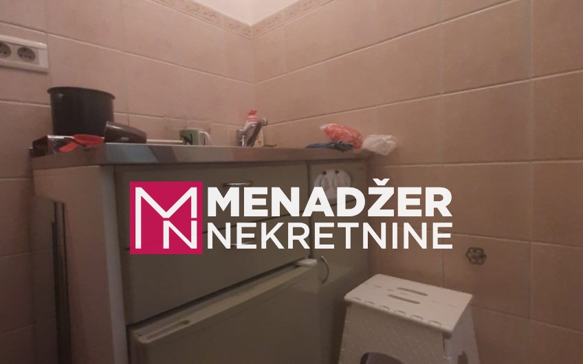 POSLOVNI PROSTOR 70m2-CENTAR