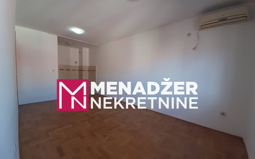 JEDNOSOBAN PRAZAN STAN 45m2-STARI AERODROM