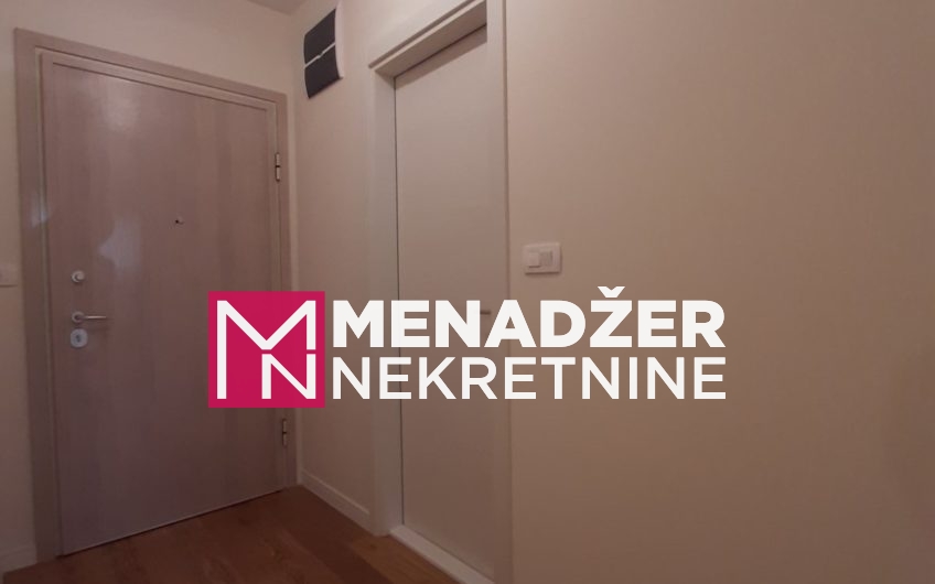 JEDNOSOBAN PRAZAN STAN 43m2-CENTRAL POINT