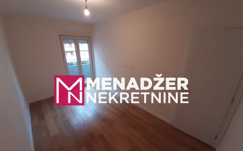 JEDNOSOBAN PRAZAN STAN 43m2-CENTRAL POINT