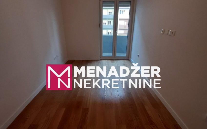 JEDNOSOBAN PRAZAN STAN 43m2-CENTRAL POINT