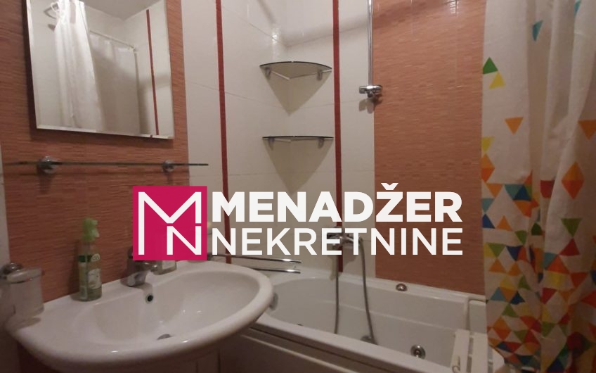 TROSOBAN NAMJEŠTEN STAN 105m2-PREKO MORAČE