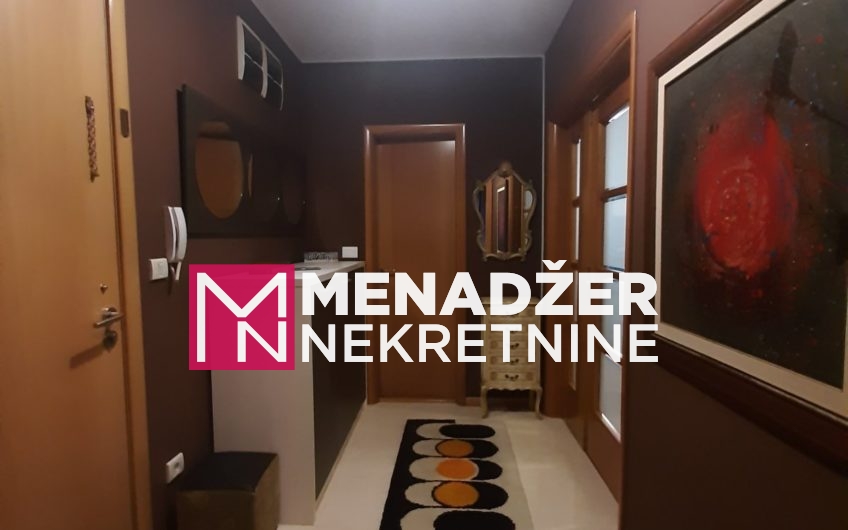 TROSOBAN NAMJEŠTEN STAN 105m2-PREKO MORAČE