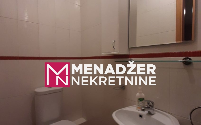 TROSOBAN NAMJEŠTEN STAN 105m2-PREKO MORAČE