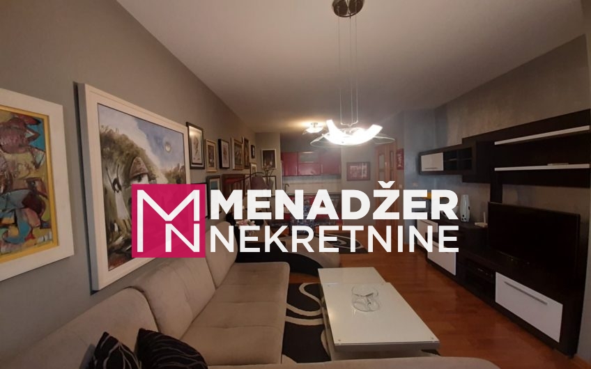 TROSOBAN NAMJEŠTEN STAN 105m2-PREKO MORAČE