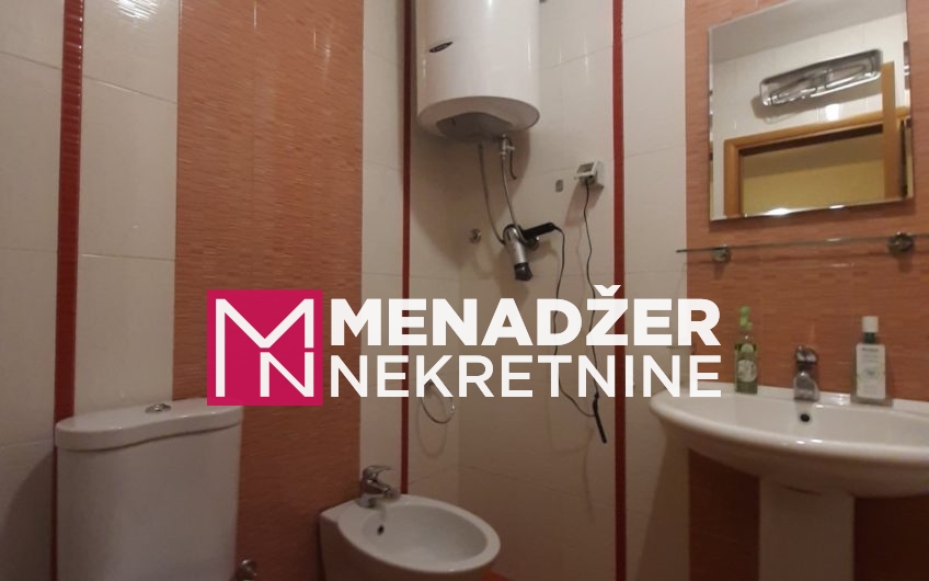 TROSOBAN NAMJEŠTEN STAN 105m2-PREKO MORAČE