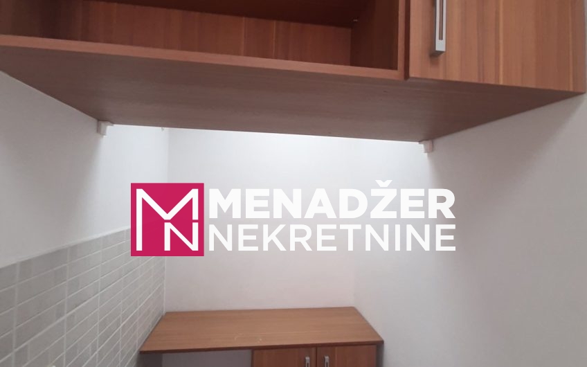POSLOVNI PROSTOR 20m2-VEZIROV MOST