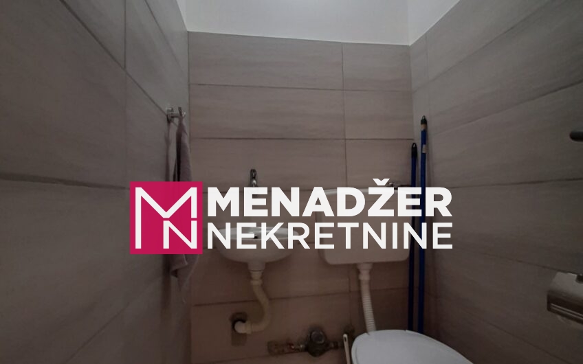 POSLOVNI PROSTOR 25m2-PREKO MORAČE
