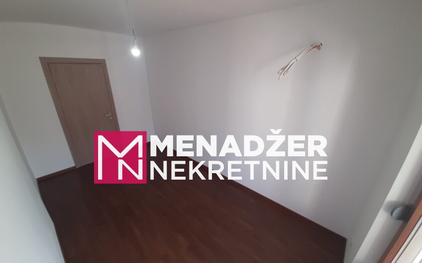 DVOSOBAN PRAZAN STAN 72m2-MASTER KVART