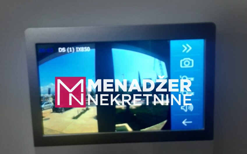 DVOSOBAN PRAZAN STAN 72m2-MASTER KVART