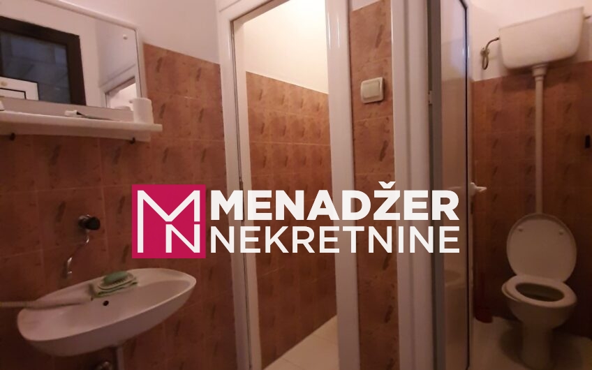 POSLOVNO KANCELARIJSKI PROSTOR 60m2-CENTAR
