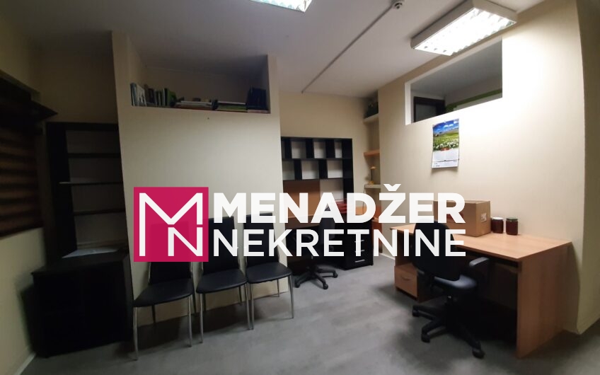 POSLOVNO KANCELARIJSKI PROSTOR 60m2-CENTAR