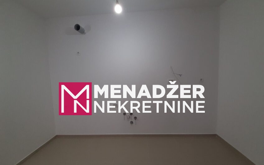 JEDNOSOBAN PRAZAN STAN  54m2-MASTER KVART