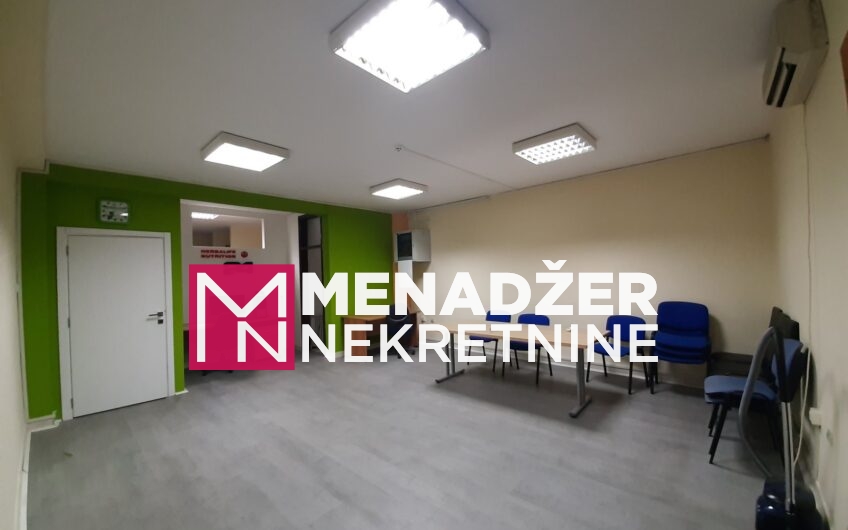 POSLOVNO KANCELARIJSKI PROSTOR 60m2-CENTAR