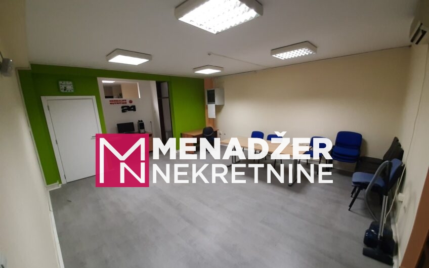 POSLOVNO KANCELARIJSKI PROSTOR 60m2-CENTAR
