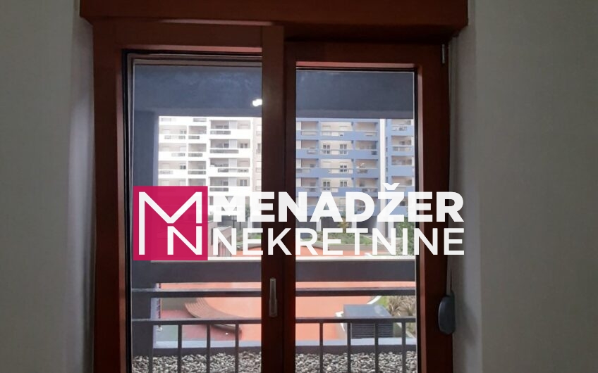 JEDNOSOBAN PRAZAN STAN  54m2-MASTER KVART