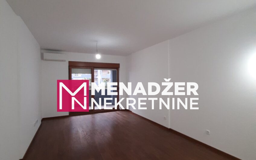 JEDNOSOBAN PRAZAN STAN  54m2-MASTER KVART