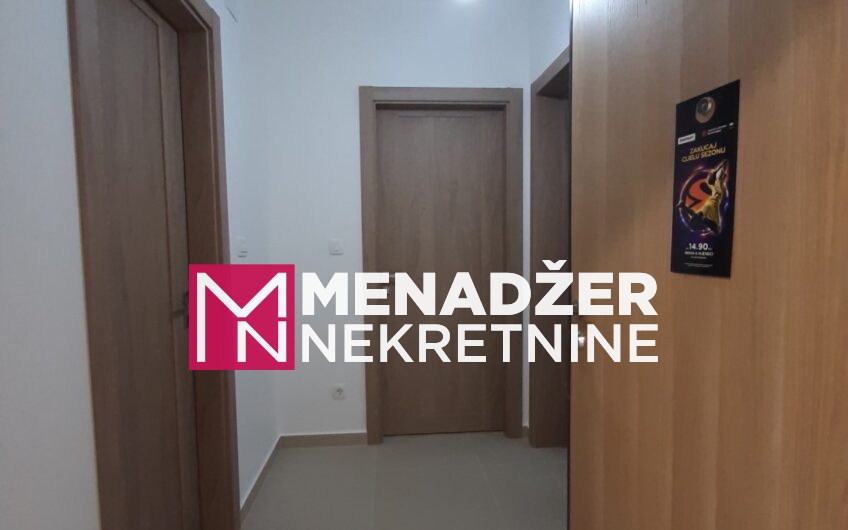 JEDNOSOBAN PRAZAN STAN  54m2-MASTER KVART