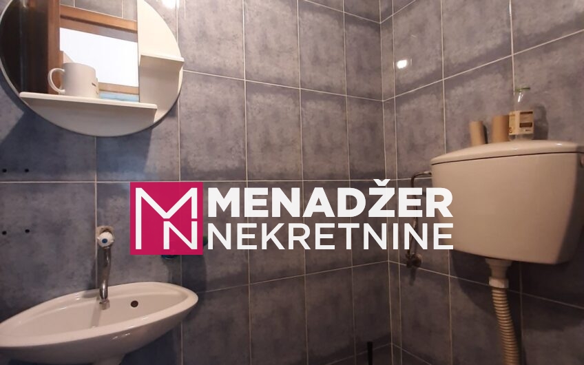 POSLOVNI PROSTOR 57m2-KRIVI MOST